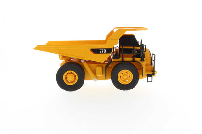 Caterpillar CAT 770 dump truck 1:35 B/O 2.4 GHz Full Function