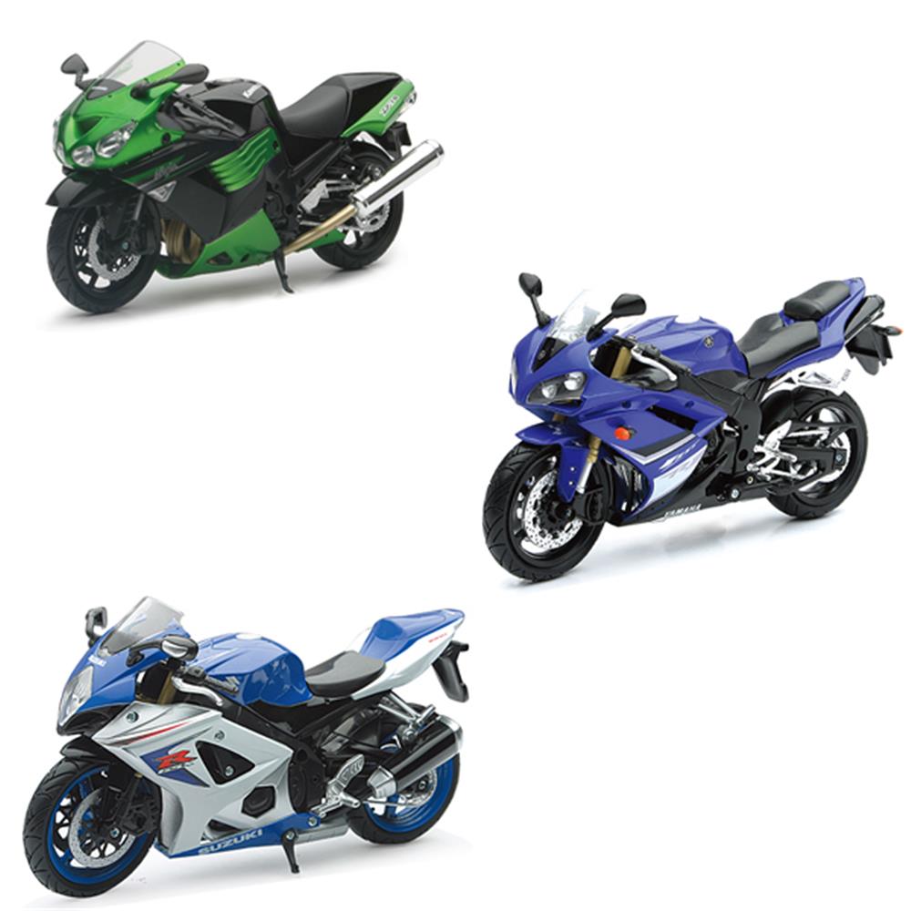 New Ray 1:12 motorcycle, assorted