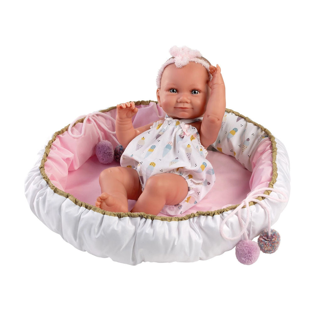 Babypuppe Nica im Kuschelnest 40cm