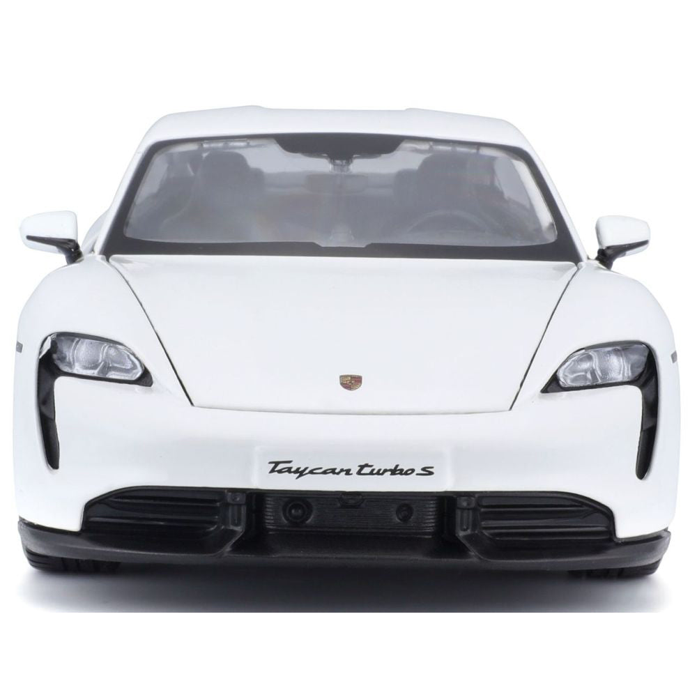 Bburago Porsche Taycan Turbo S weiss 1/24