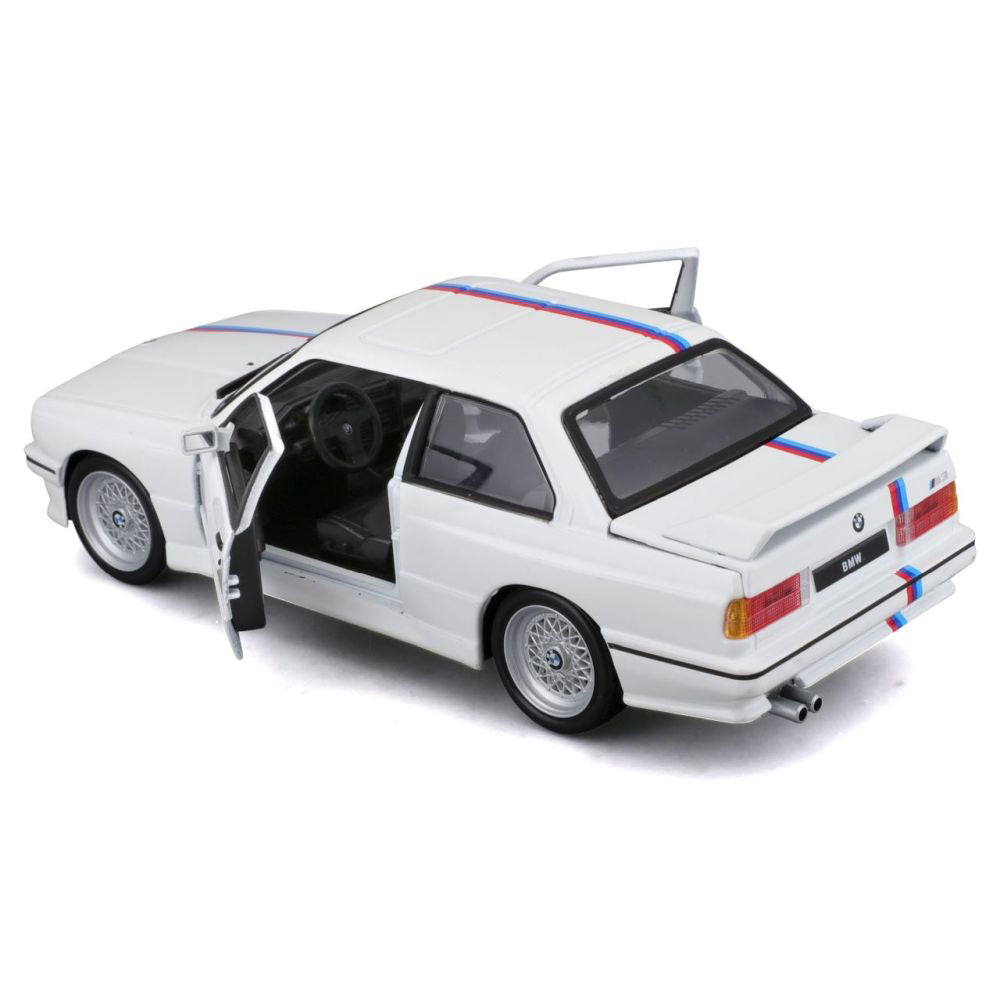 Bburago BMW M3 (E30) 1988 1/24 weiss