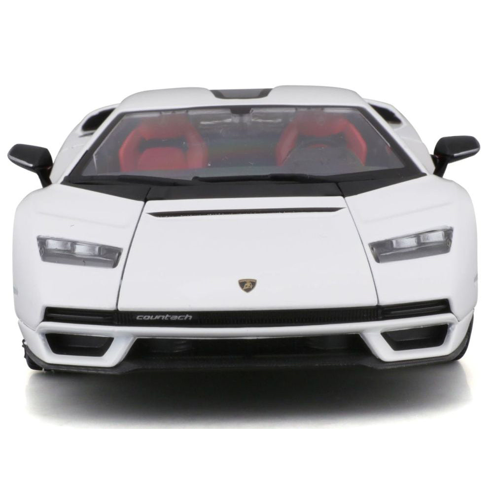 Bburago Lamborghini Countach LPI 800-4 1/24 white