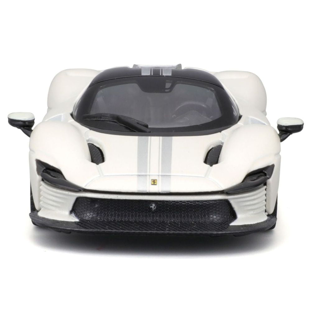 Bburago Ferrari Daytona SP3 1/43 weiss