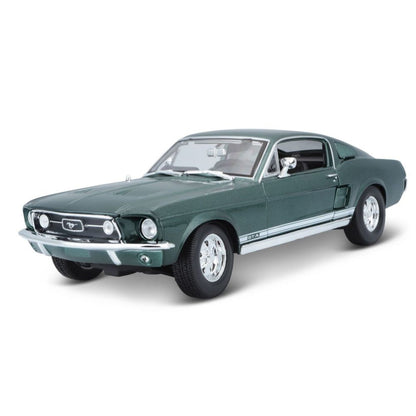 Maisto Ford Mustang 1967 1/18 vert foncé