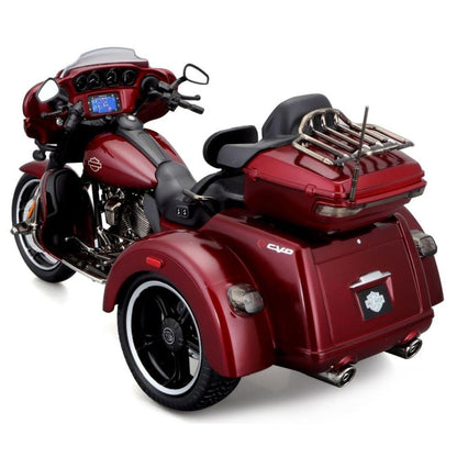 Maisto Harley Davidson Trike CVO Tri Glide 2021, 1:12