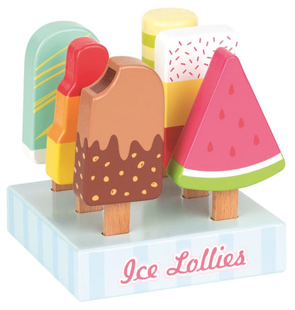 Play ice cream stand with 6 different ice creams