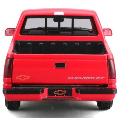 Maisto Chevrolet 454 SS Pick-up 1993 1/24 red