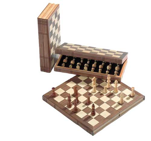 Forme de livre d'échecs de voyage Philos, champ 32 mm avec fermeture magnétique