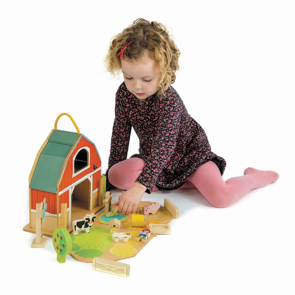 Tenderleaftoys Barn with Accessories